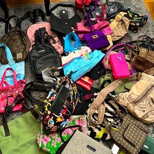 New items coming up 🎁❤️ DO NOT BUY THIS POST